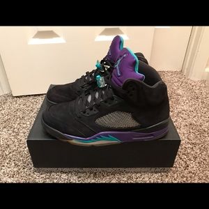 Grape 5s. Size 12. Metallic 5s. Size 12.